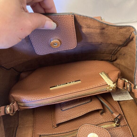 Steve Madden Purse Brown Hand And Shoulder Straps Detachable Small Bag Inside - Picture 7 of 8